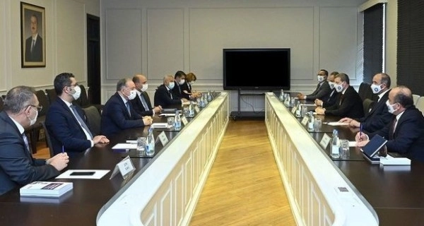Министр образования встретился с турецкой делегацией - ФОТО