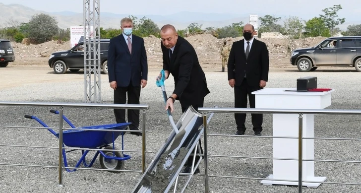 Ильхам Алиев заложил фундамент первого жилого здания, которое будет построено в Агдаме - ФОТО/ОБНОВЛЕНО