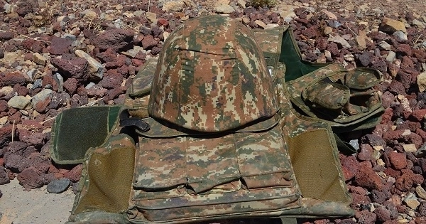 В одной из воинских частей армянской армии командир избил молодого офицера
