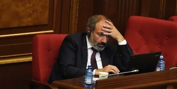 Пашинян предоставил себе отпуск на период предвыборной кампании