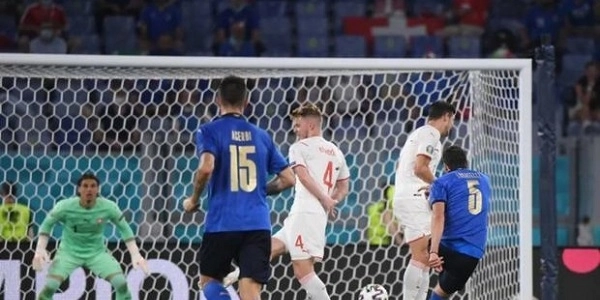 Италия вышла в плей-офф Евро-2020 благодаря победе над Швейцарией - ВИДЕО