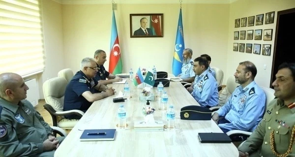 ВВС Азербайджана и Пакистана обсудили вопросы сотрудничества - ФОТО
