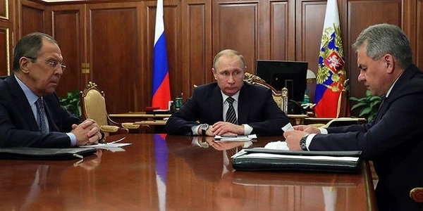 Путин назвал Шойгу и Лаврова кандидатами в лидеры списка партии «Единая Россия» на выборах