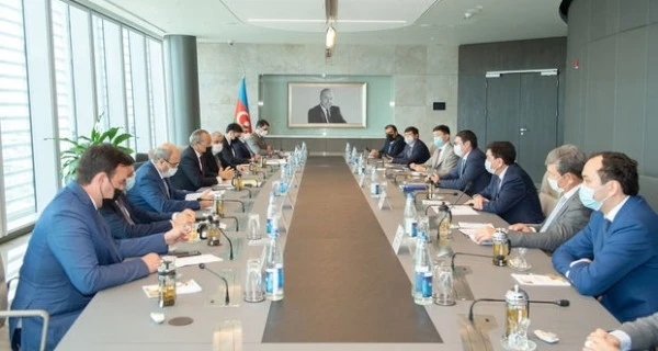 Азербайджан и Казахстан обсудили вопросы реализации совместных проектов
