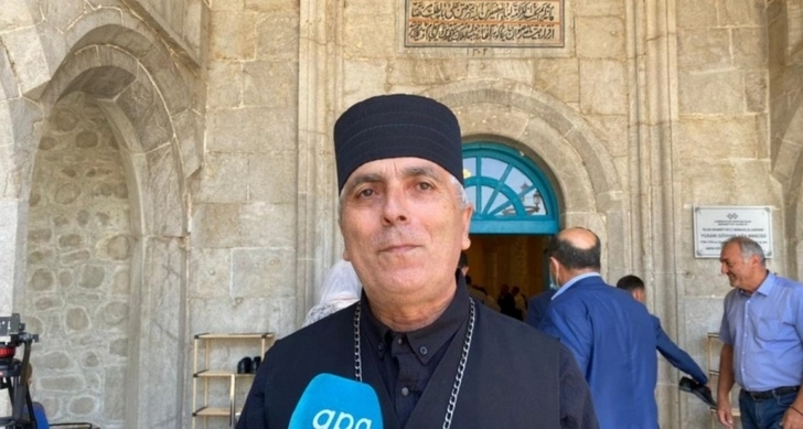 Роберт Мобили: Исламские и христианские памятники восстанавливаются в Карабахе высокими темпами