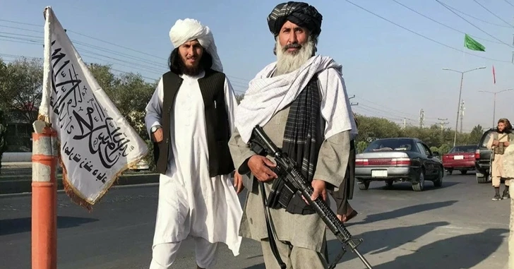 СМИ: талибы избили британца и его жену в Афганистане