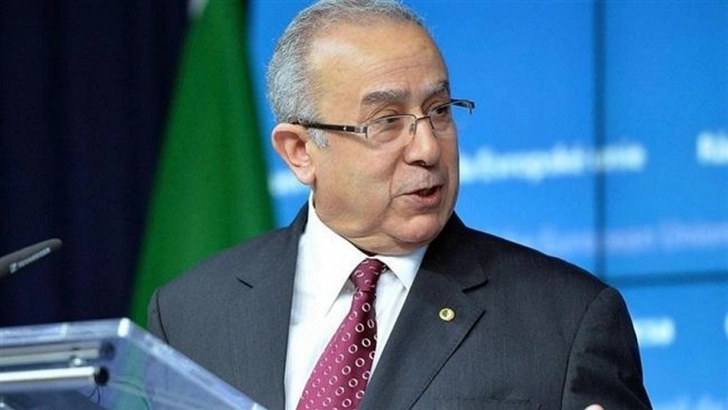 Алжир разорвал дипотношения с Марокко