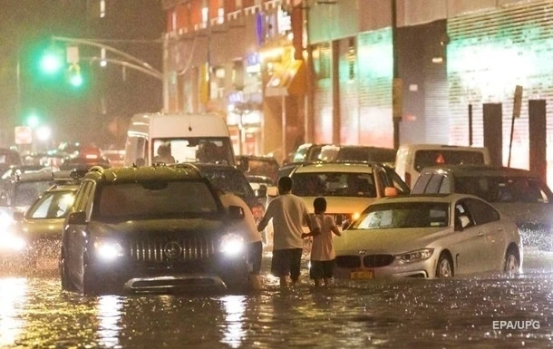 Число погибших в результате наводнений в США достигло 29 - ВИДЕО/ОБНОВЛЕНО