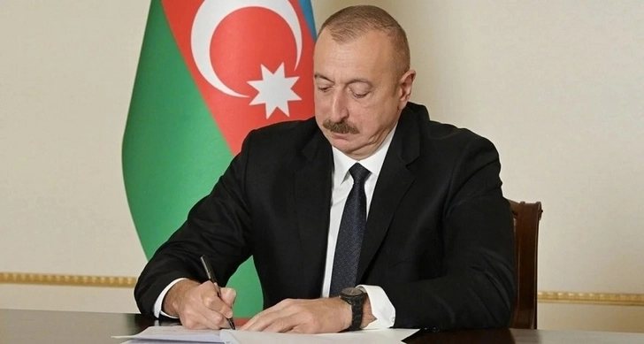 Президент наградил руководство Национального паралимпийского комитета Азербайджана