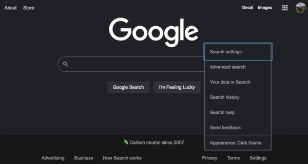 Поисковик Google заработал в темном интерфейсе