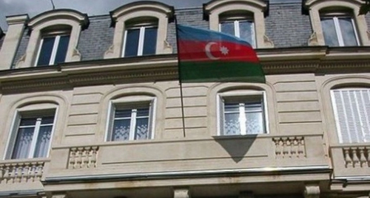 Армяне совершили нападение на здание посольства Азербайджана во Франции – ФОТО