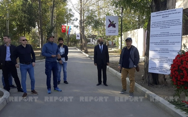 Украинские журналисты посетили в Гяндже места, подвергшиеся ракетным обстрелам со стороны Армении - ФОТО