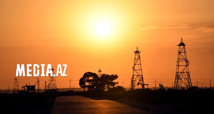 Стоимость азербайджанской нефти превысила 80 долларов за баррель