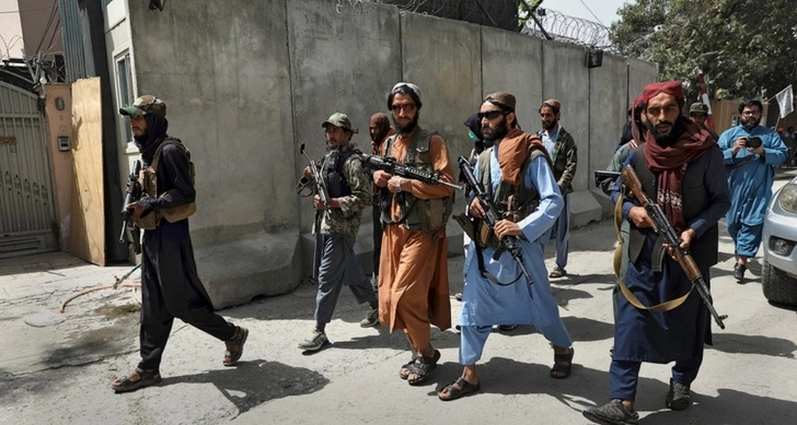 Талибы организовали в Кабуле победный митинг