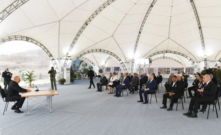 Media.az - Новости Азербайджана - Ильхам Алиев встретился с представителями общественности Джебраильского района - ФОТО