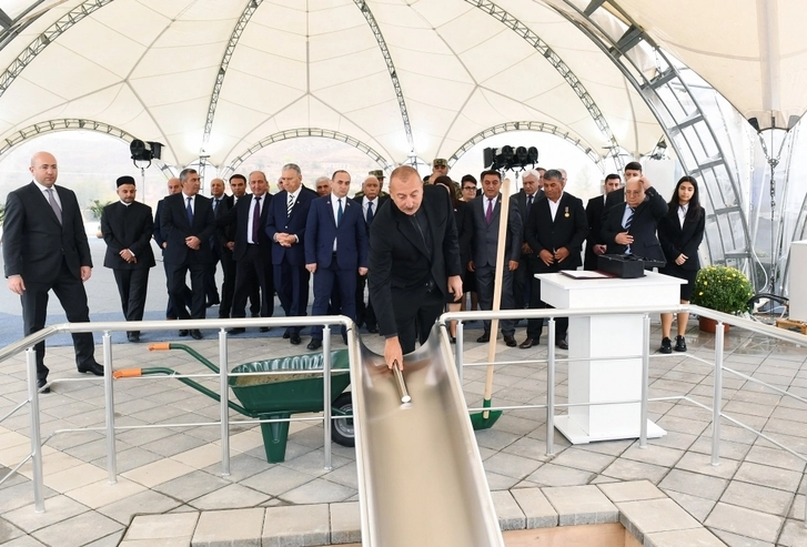 Media.az - Новости Азербайджана - Ильхам Алиев встретился с представителями общественности Джебраильского района - ФОТО