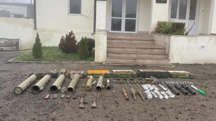 В Шуше обнаружены оружие и боеприпасы
