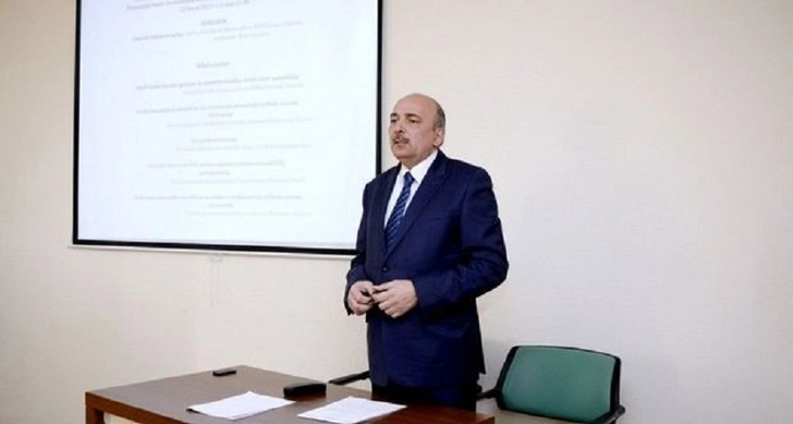 Главный инфекционист Азербайджана назвал причины роста инфицирования COVID-19