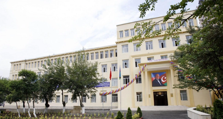 В Баку еще одна школа закрылась из-за коронавируса