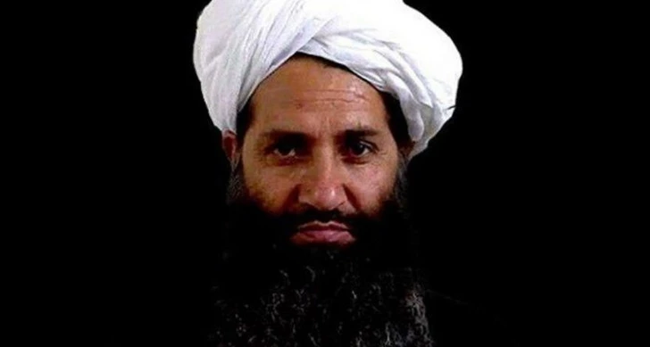 Лидер движения «Талибан» впервые появился на публике