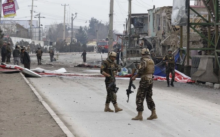 При взрывах в афганском Джелалабаде погибли три человека