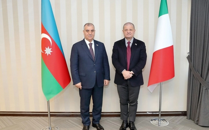 Али Нагиев встретился с главнокомандующим Финансовой гвардии Италии