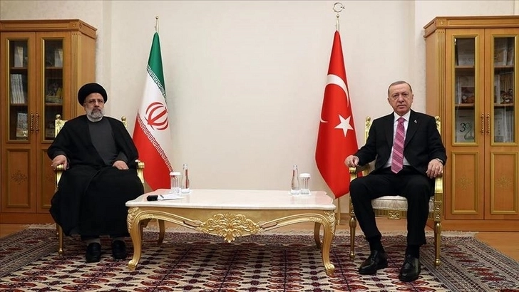 В Ашхабаде состоялась встреча президентов Турции и Ирана