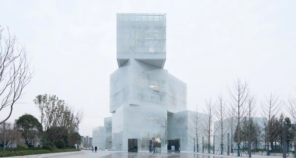 В Китае появится «изменчивое» здание в виде кубиков льда
