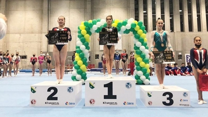 Азербайджанская гимнастка заняла первое место на международных соревнованиях в Польше - ФОТО