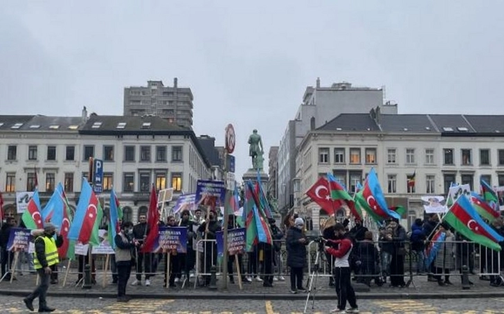В Брюсселе прошла акция в поддержку Азербайджана