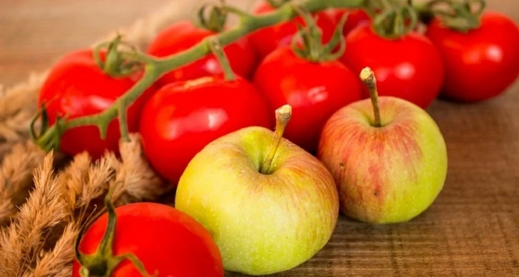 Россельхознадзор одобрил поставки томатов и яблок еще с нескольких азербайджанских предприятий