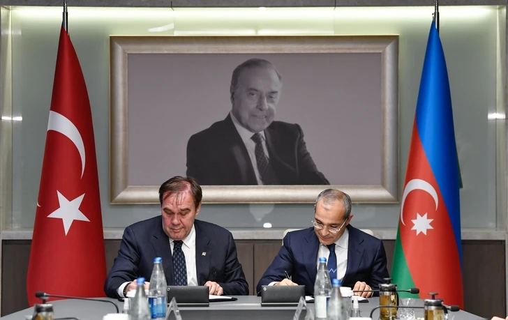 Азербайджан и Турция подписали меморандум в области производства фармпродукции - ФОТО