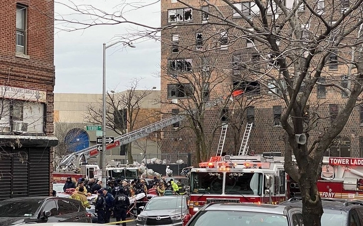 Пожар в жилом доме в Нью-Йорке, погибли 19 человек - ФОТО/ВИДЕО