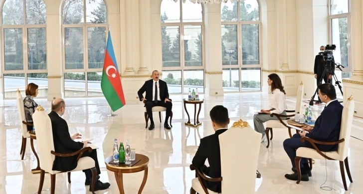 Ильхам Алиев: Экономический рост в Азербайджане превышает пять процентов