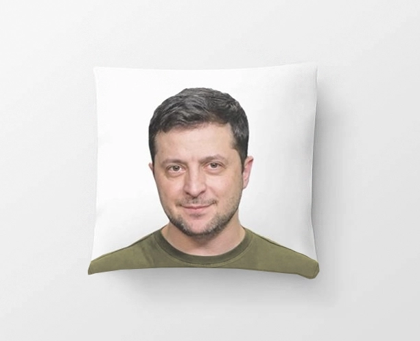 В Чехии выпустили подушку с портретом Зеленского