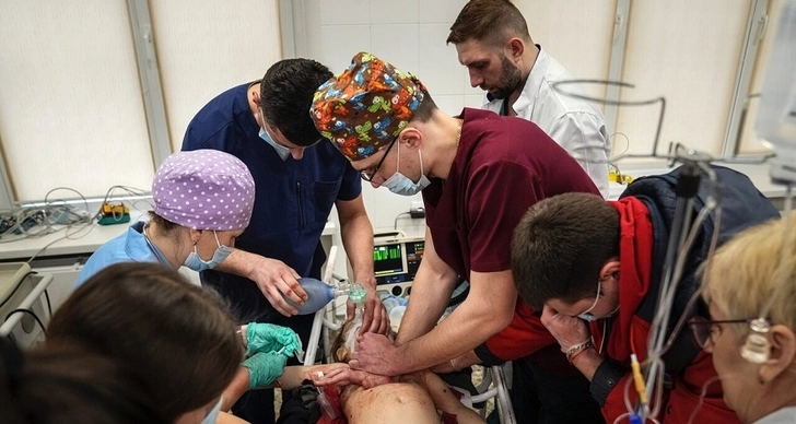 В тяжелые военные дни украинские врачи нуждаются в специальном медицинском оборудовании. Призыв MedProsvet