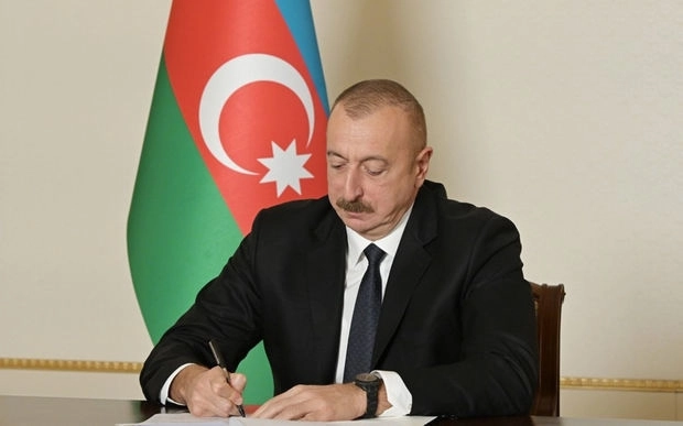 Президент Ильхам Алиев подписал некролог в связи с кончиной Рустама Ибрагимбекова - ОБНОВЛЕНО