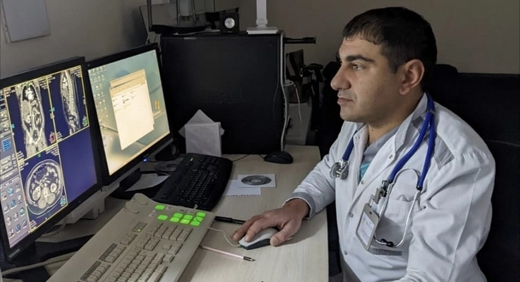Пациенты-армяне приходят ко мне, а не к хирургам-армянам. Интервью с Новрузом Мамедалиевым из Борисполя