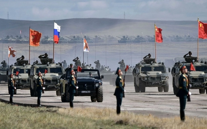 Financial Times: Китай готов оказать России военную поддержку