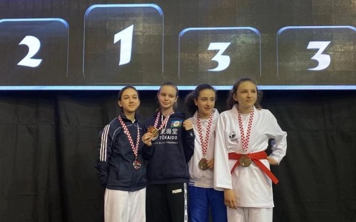 Азербайджанские каратисты завоевали в Хорватии 12 медалей - ФОТО
