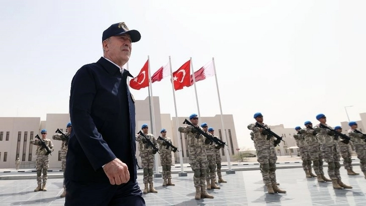Акар: Турция прилагает все усилия для скорейшего прекращения боевых действий между Украиной и Россией