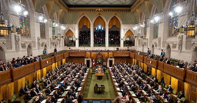 Парламент Канады поддержал безвизовый режим с Украиной