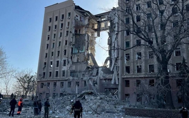 Ракетный удар дар по украинскому Николаеву: 12 погибших и 34 раненых