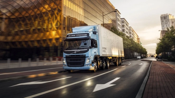 Утверждены правила допуска к международным пассажирским и грузовым перевозкам автотранспортом