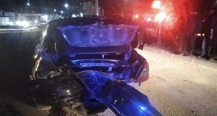 В Джалилабаде столкнулись три автомобиля, есть пострадавшие - ФОТО