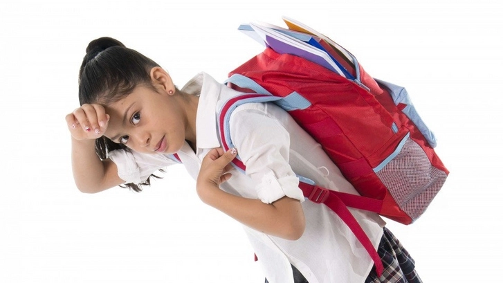 Когда решится проблема тяжелых школьных сумок? - ФОТО