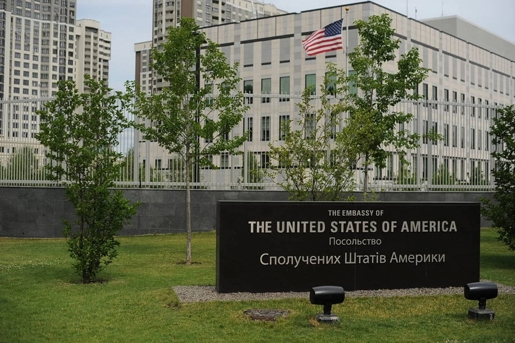 Посольство США возобновило свою работу в Украине