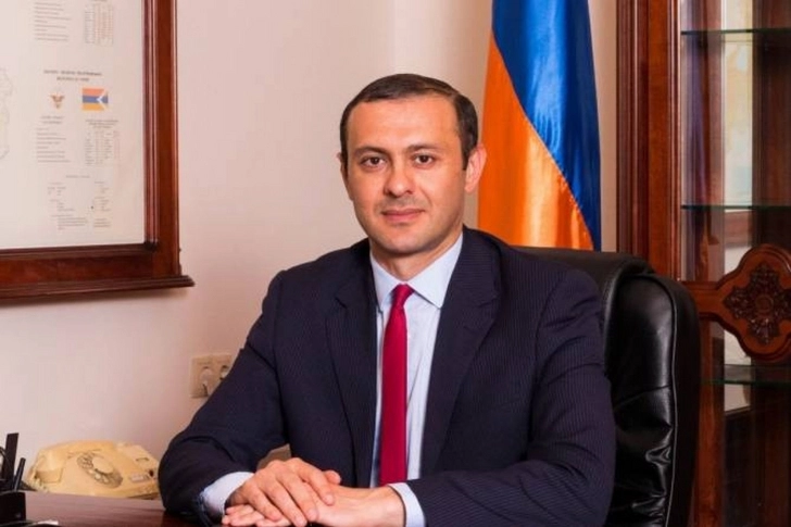 Армен Григорян: Вопрос анклавов на переговорах с Баку не поднимался