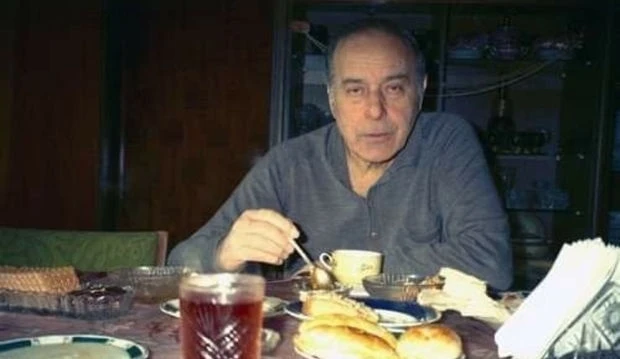 Известный журналист из США поделился одной из редких фотографий Гейдара Алиева