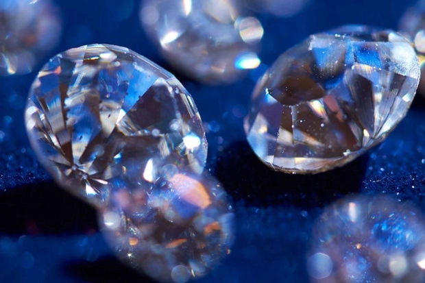 Крупнейшая в мире площадка RapNet запретила торговлю бриллиантами из России